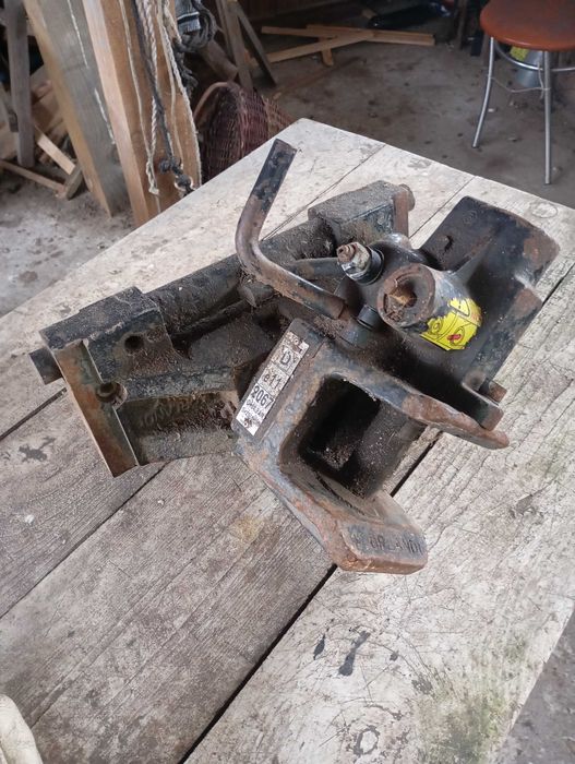 Sprzedam zaczep do ciagnnika