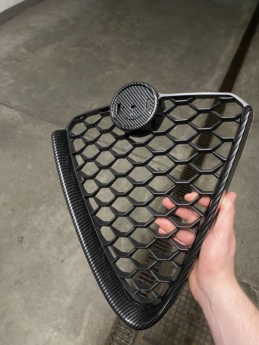 Artapa grilla wraz z scudetto carbon