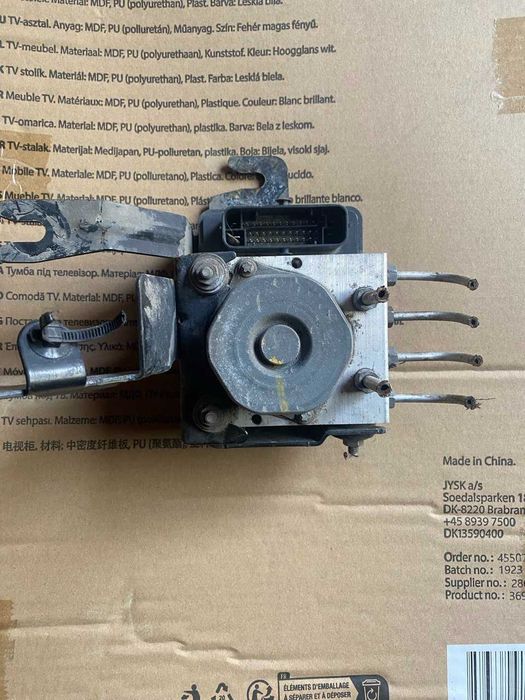 блок управления двигателем Renault Logan 2\Renault Sandero 2