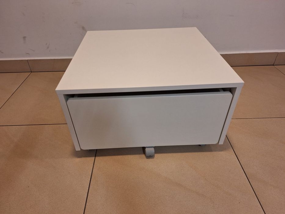 IKEA biała szafka na kółkach z szufladą 52x53 cm