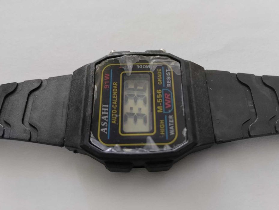 Легендарні Asahi watch f91w