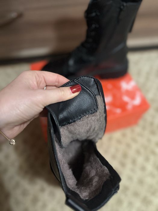 Зимове взуття 38 розмір