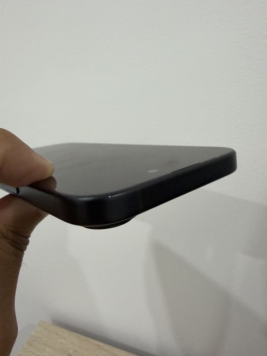 Iphone 16 bom estado