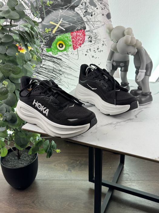 Кросівки Hoka Bondi 9 42 розмір Е12758