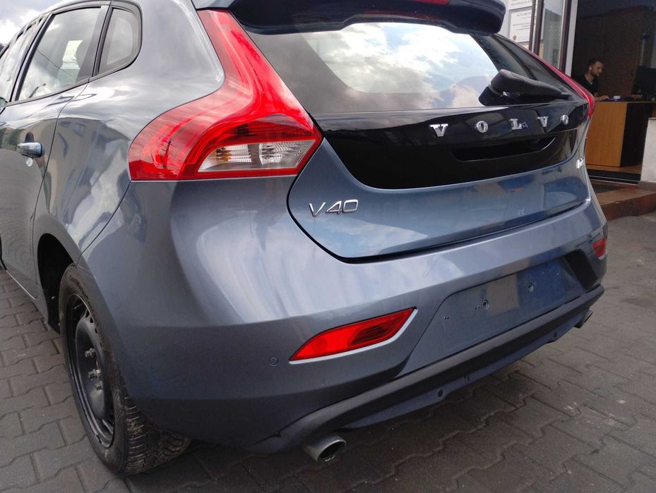 zderzak tył tylny komplet Volvo V40 II 705-16