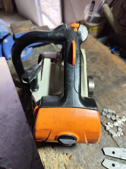 Stihl ms 150 motosserra poda avariada.