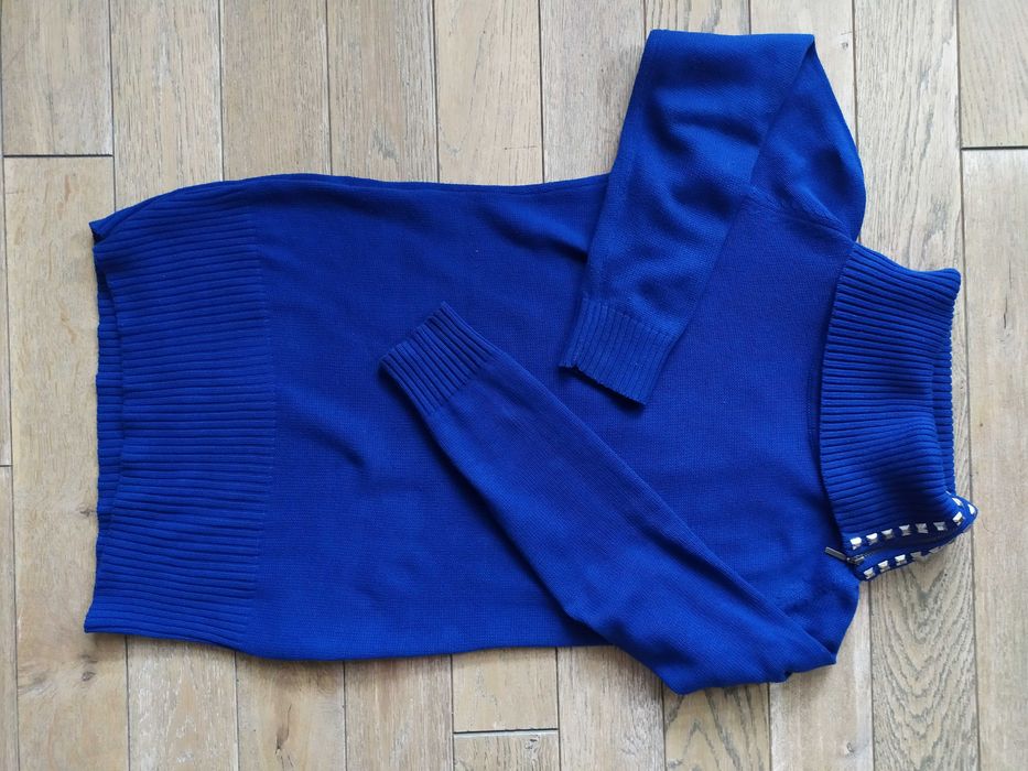 Śliczny niebieski golf atramentowy sweter z golfem 40 42