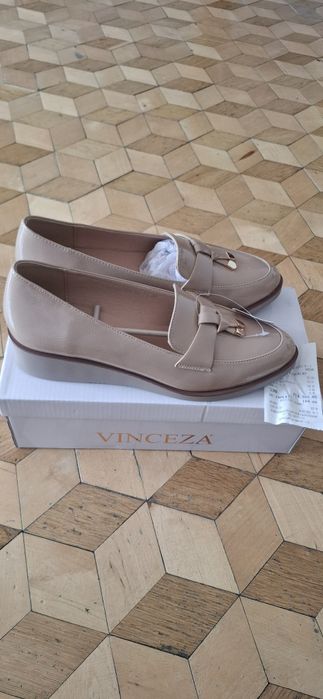 Półbuty na koturnie r..39