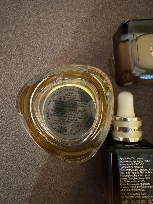 Estée Lauder duży zestaw kosmetyków pełnowymiarowch gratis paletka do oczu