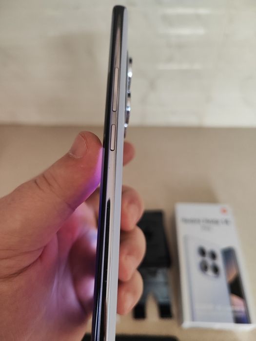 ИГРОВОЙ Xiaomi redmi note 14Pro, память 8+8-256гиг, идеал.