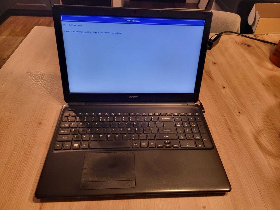 Acer Aspire E1-522 15,6''
