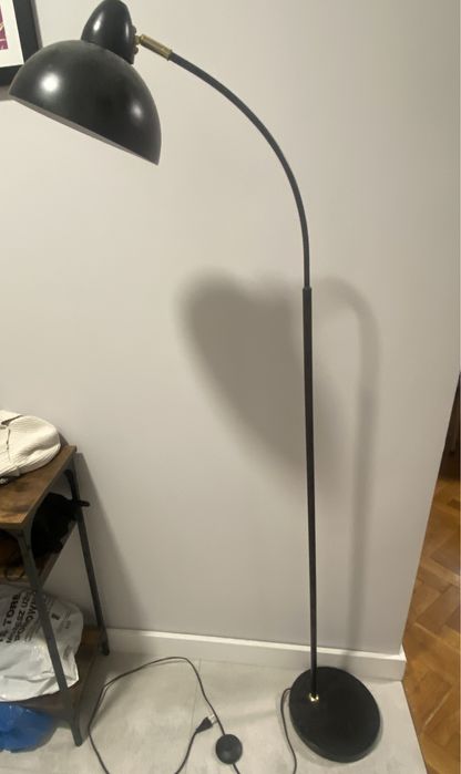 Sprzedam Lampe podłogową Hugo Jysk jak nowa