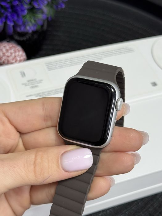 Apple watch 6 series 40 мм