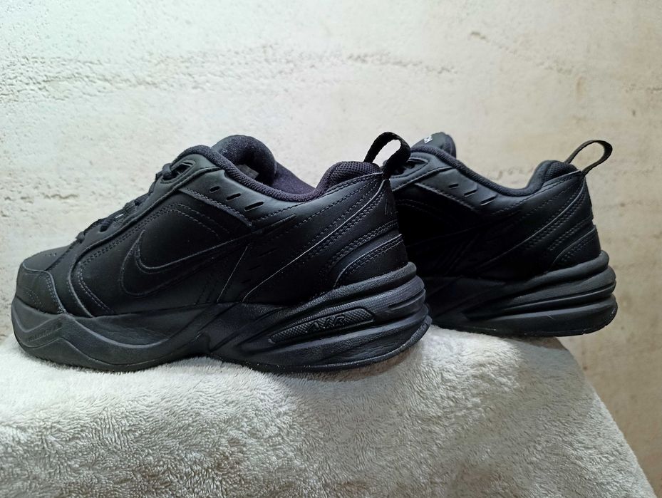 Męskie sneakersy NIKE AIR MONARCH IV r.42 stan bardzo dobry
