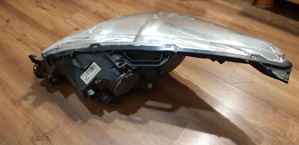 Пежо 3008 фара передняя правая