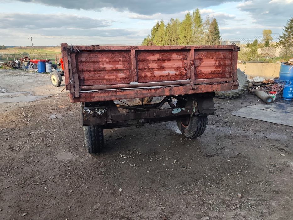 Przyczepa D47 kiper 3 strony