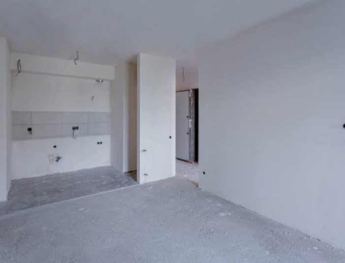 Pedreiro e ladrilhador polivalente