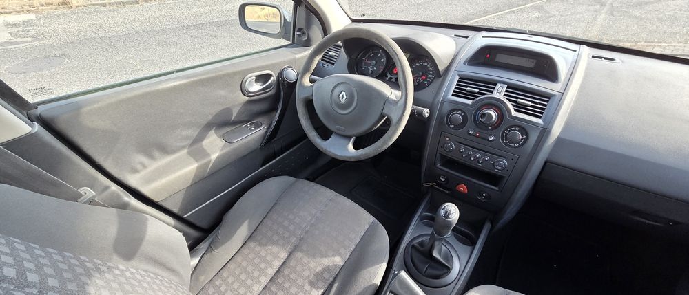 2006 - Renault Megane 1.5 DCI Económico