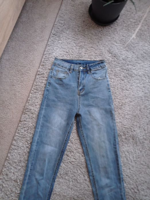 Jeansy niebieskie XS