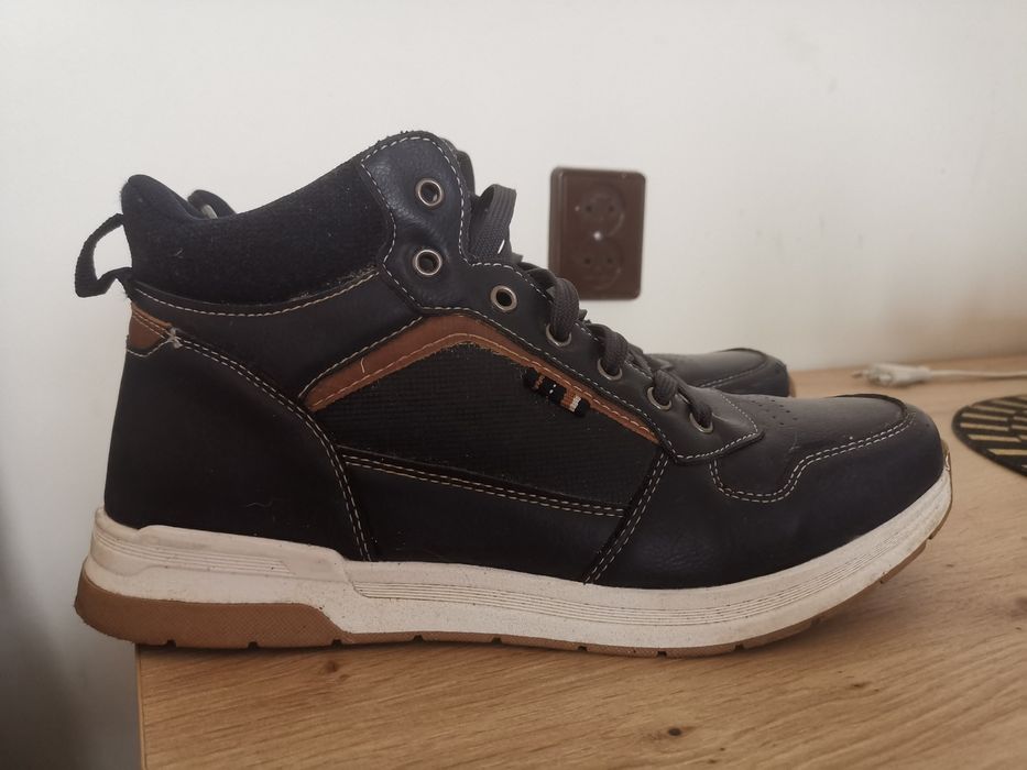 Buty  męskie Tom&Rose po kostkę rozmiar 41
