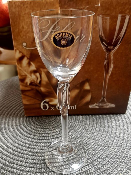 Набір чарок висока ніжка 6 штук Bohemia Fleur 60 мл