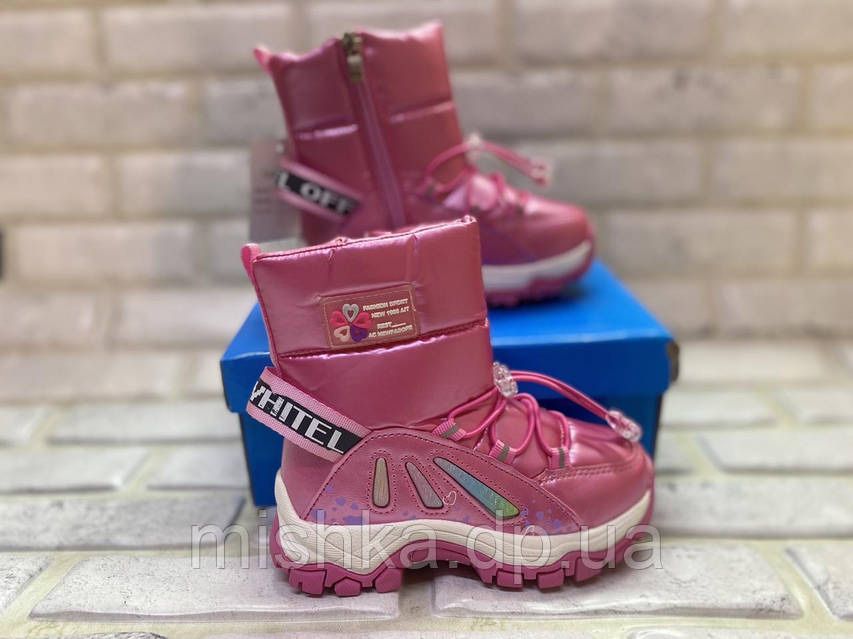 Зимові черевики для дівчинки