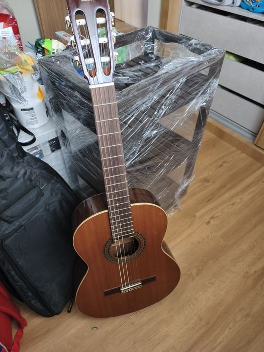 Viola clássica Alhambra