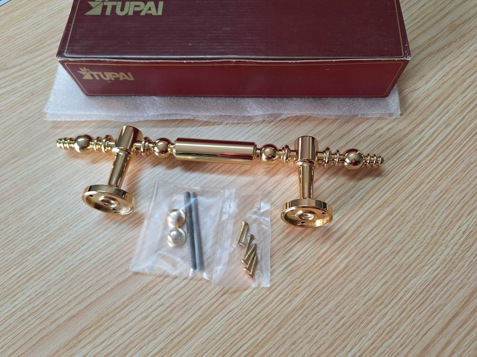 Puxador/Asa para porta- Marca TUPAI - Novo