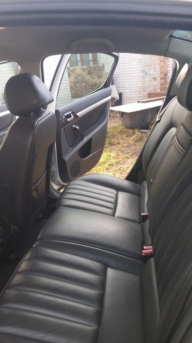 Peugeot 407 2008 rok