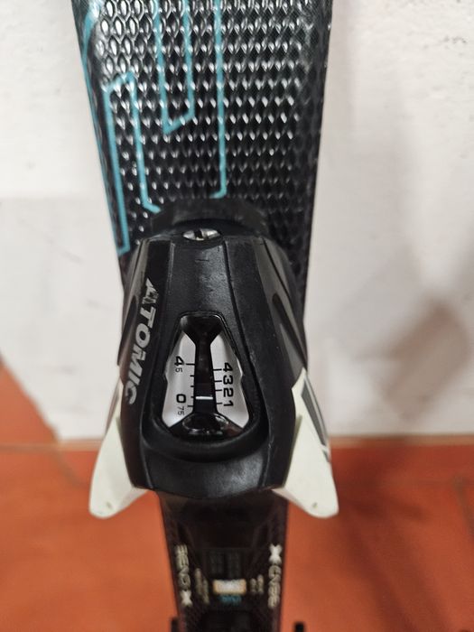 Śliczne niebieskie narty dka dziecka narty Atomic redster x2 90cm bdb