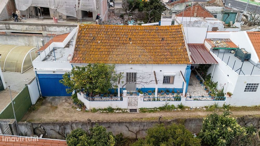 Moradia T4 para venda