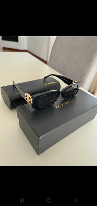 Óculos de sol unisexo Balenciaga usados pouco