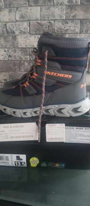 Продам сапоги Skechers