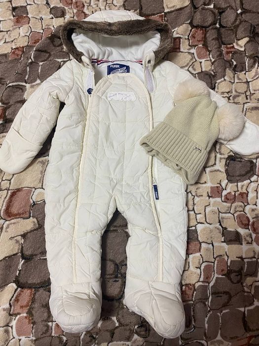 Зимовий комбінезон puffa. 6 - 9 місяців