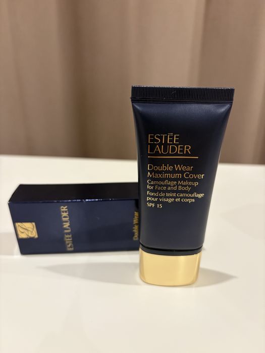 Estee lauder Maximum cover 2n1