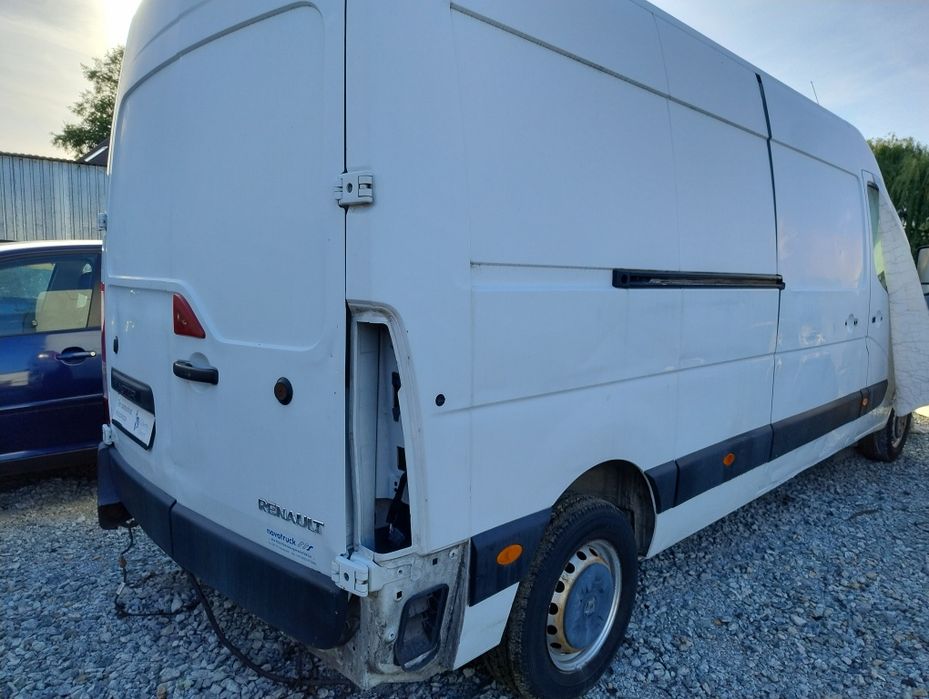 Drzwi renault master iii ładne części kolor biały drzwi kolor biały stan
