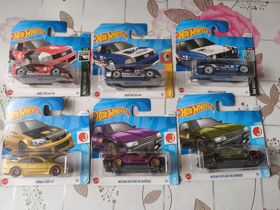 Машинки Hot Wheels