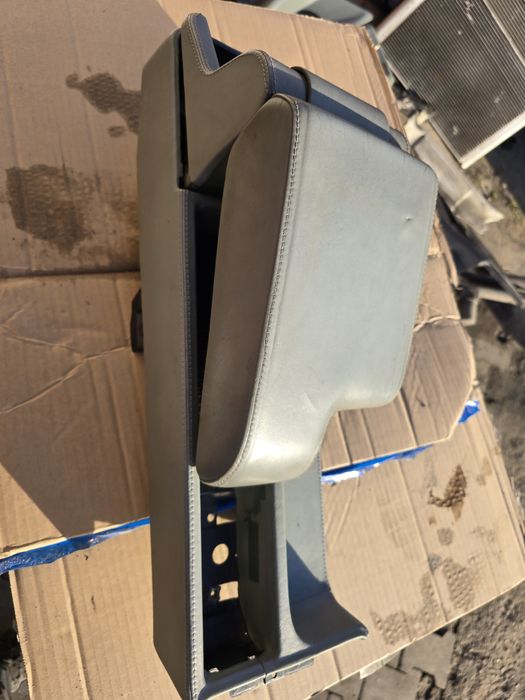 Bmw e36 skóra deska elementy