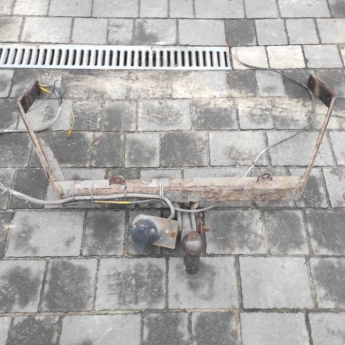 Hak Citroen Berlingo I