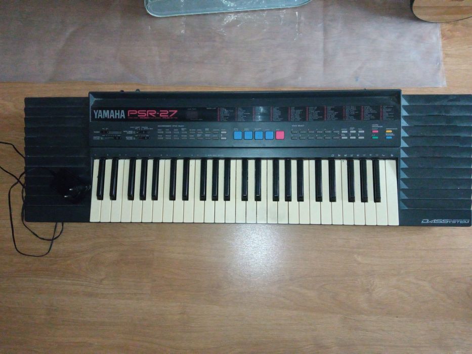 Piano elétrico Yamaha psr-27