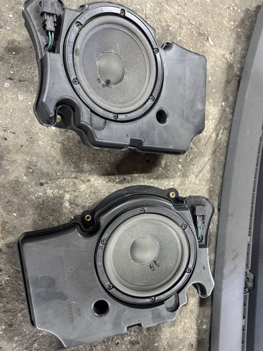 Динаміки  , сабвуфер , підсилбвач bang&olufsen Audi q7 4L