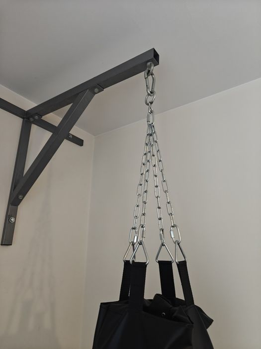 Worek bokserski bushido z uchwytem