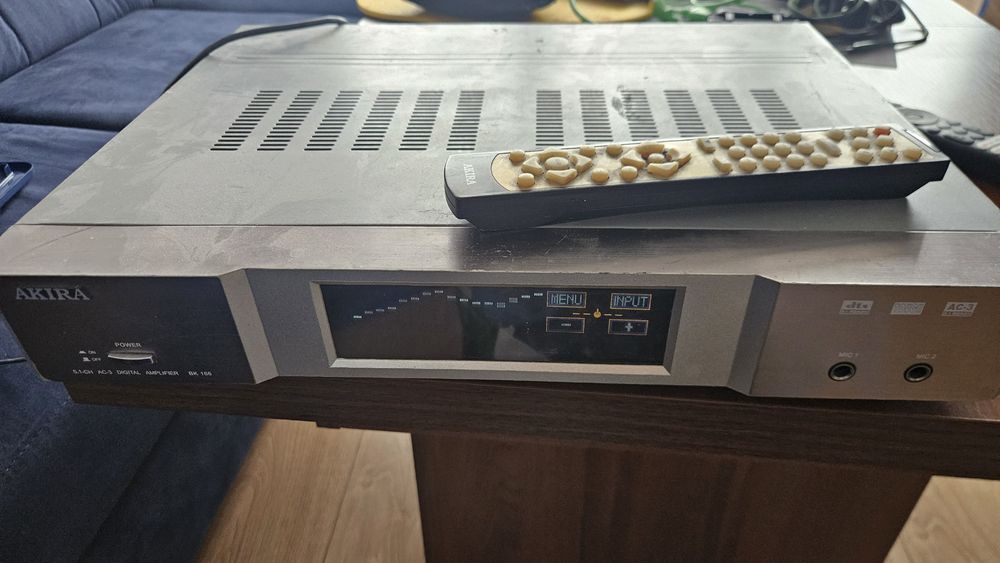 Amplituner AKIRA BK-166 z pilotem