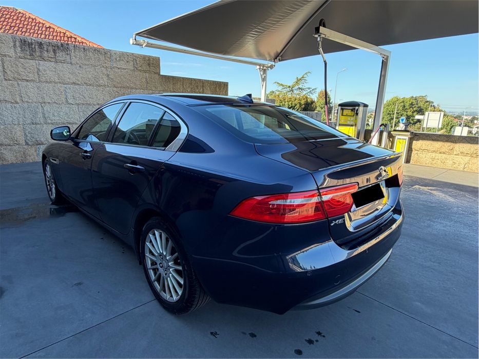 Jaguar XE Como Novo