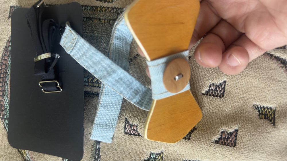 Краватка-метелик деревʼяний .