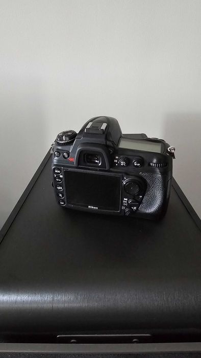 Nikon D300 body.