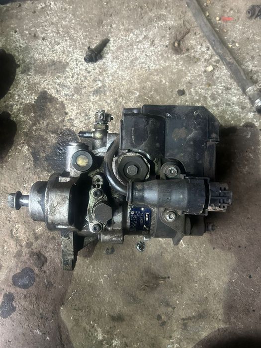 Тнвд lucas om 604 2.2 топливний насос мерседес 210 202 ом 604