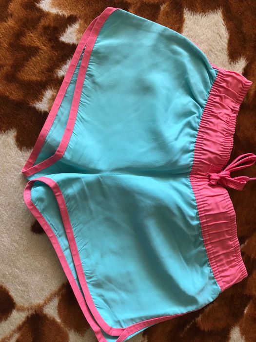 Turkusowe spodenki/szorty damskie (rozm. XS/S), jak nowe!