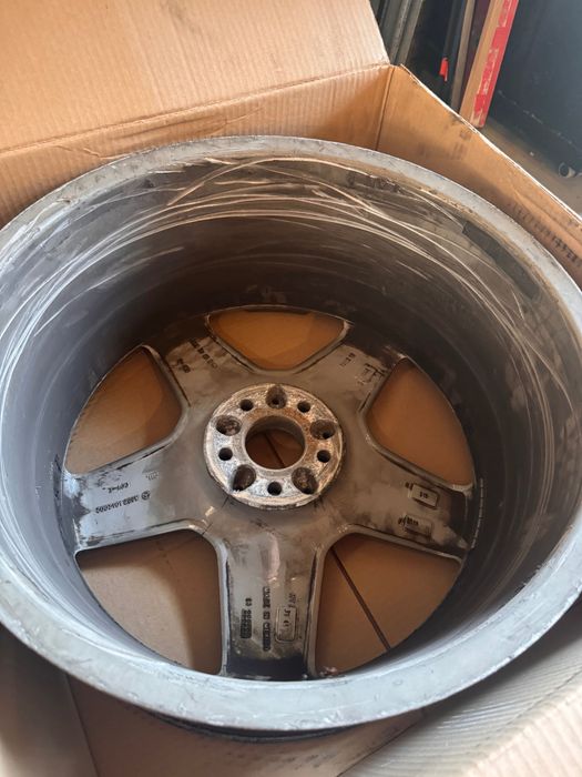 Pojedyncza alufelga OEM Mercedes AMG 20, ET 57