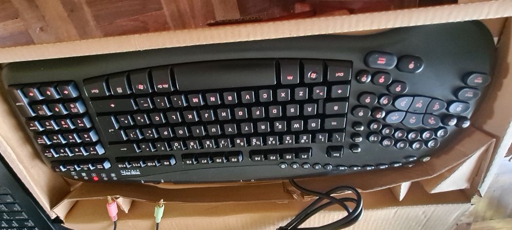Teclado Gaming Lendário Ideazon Merc Stealth - Com Caixa Original